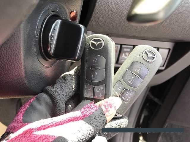 2015 Mazda Biante thumbnail