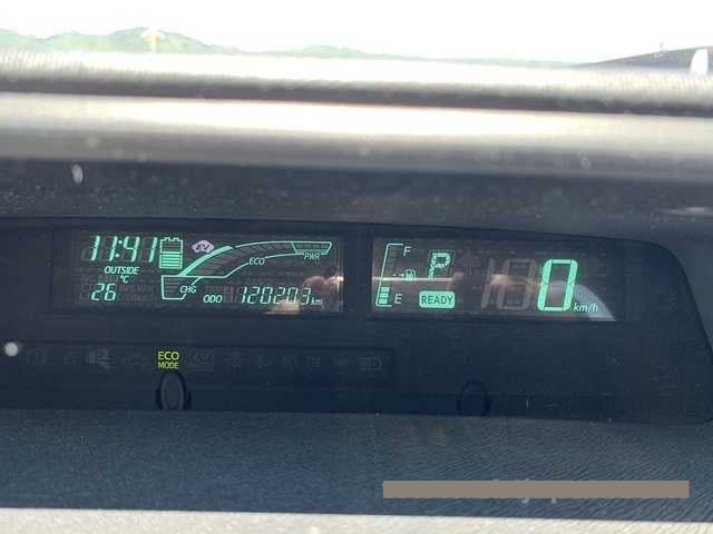 2013 Toyota Aqua thumbnail
