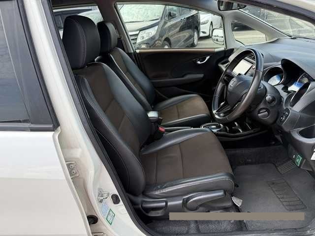 2012 Honda fit thumbnail