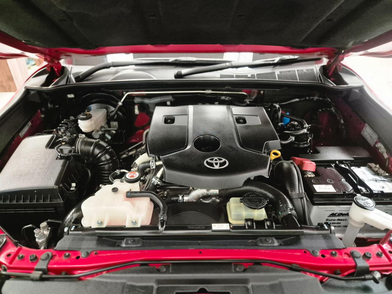 2018 Toyota Hilux thumbnail