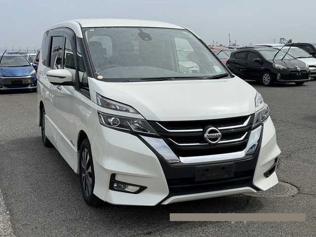 2018 Nissan Serena thumbnail