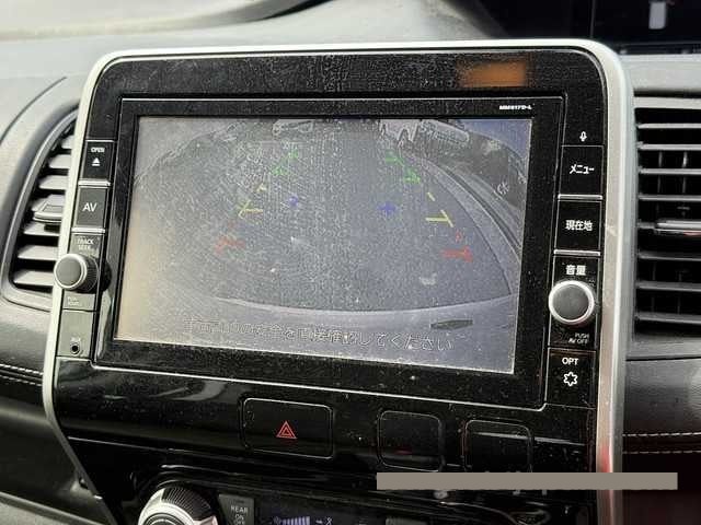 2018 Nissan Serena thumbnail