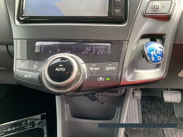 2014 Toyota PRIUS thumbnail