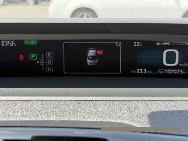 2016 Toyota Prius thumbnail