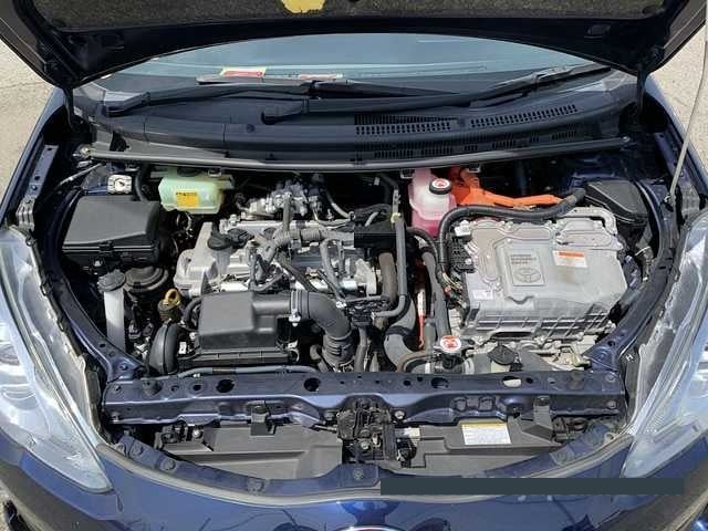 2017 Toyota Aqua thumbnail