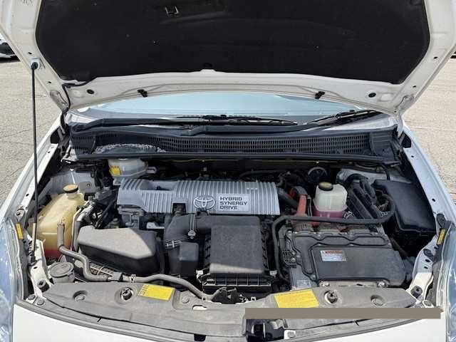 2014 Toyota Prius thumbnail