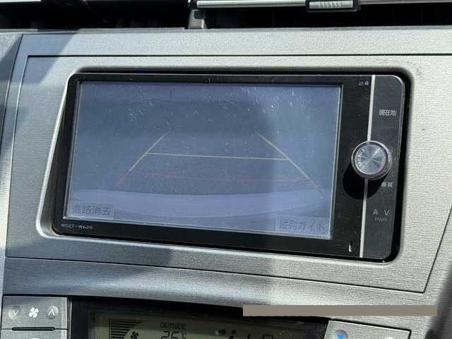 2014 Toyota Prius thumbnail