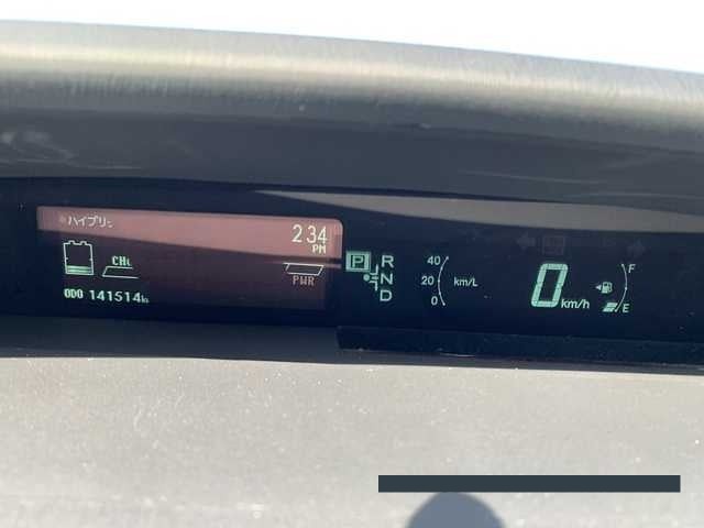 2015 Toyota Prius thumbnail