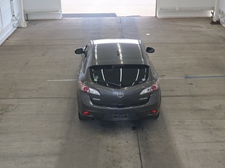 2012 Mazda Axela thumbnail