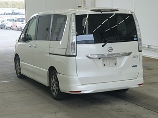 2013 Nissan Serena thumbnail
