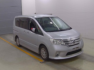 2013 Nissan Serena thumbnail