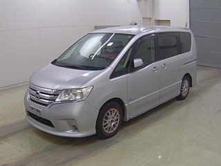2013 Nissan Serena thumbnail