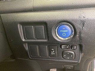 2013 Toyota Sai thumbnail