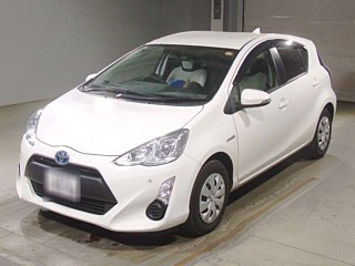 2016 Toyota Aqua thumbnail