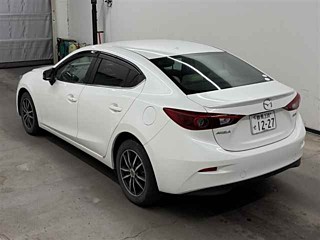 2014 Mazda Axela thumbnail