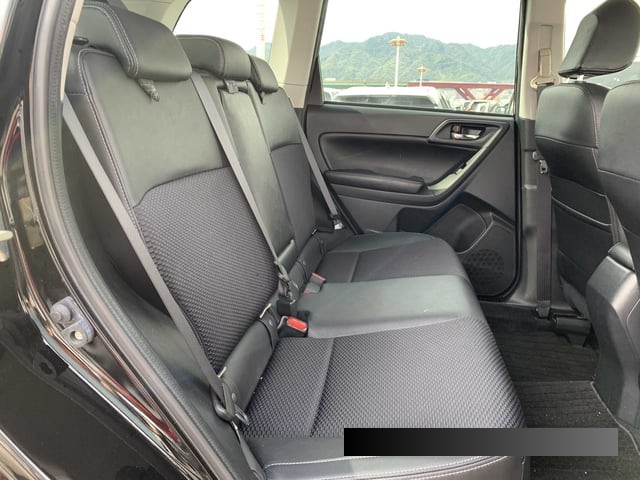 2017 Subaru Forester thumbnail