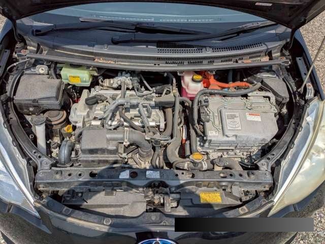 2012 Toyota Aqua thumbnail