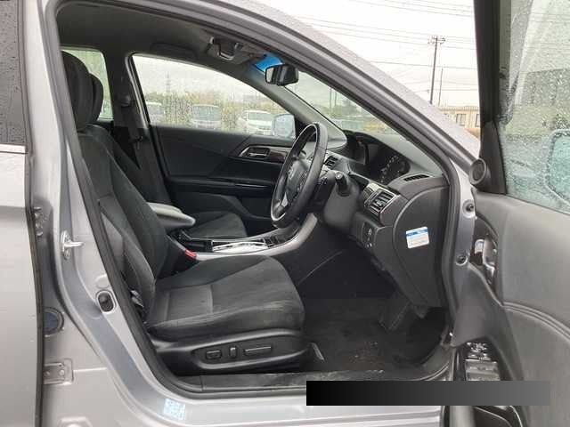 2016 Honda Accord thumbnail