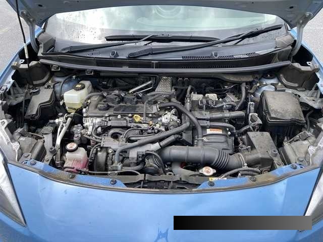 2021 Toyota Yaris thumbnail