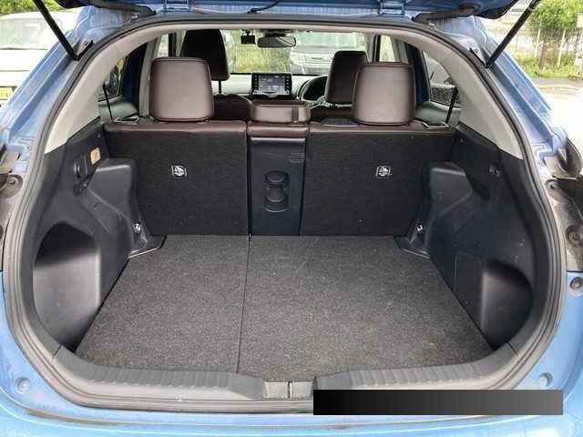 2021 Toyota Yaris thumbnail