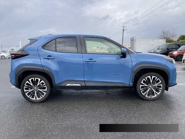 2021 Toyota Yaris thumbnail