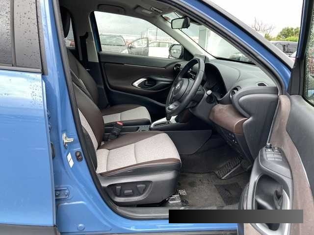 2021 Toyota Yaris thumbnail