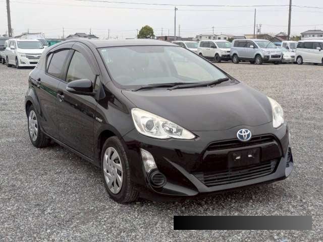 2015 Toyota Aqua thumbnail