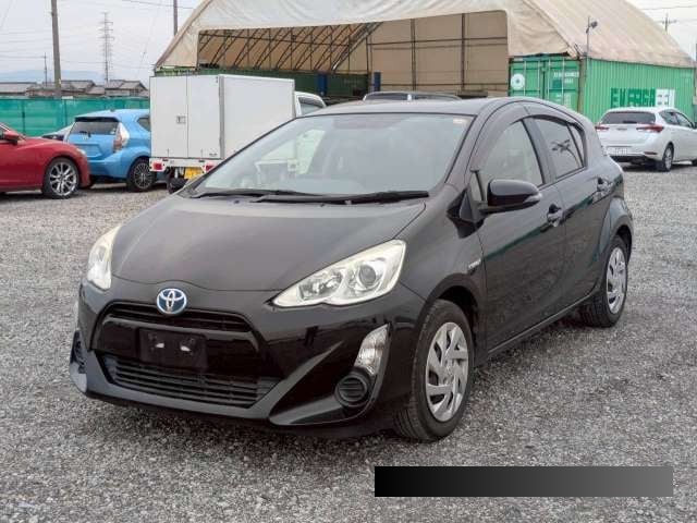 2015 Toyota Aqua thumbnail