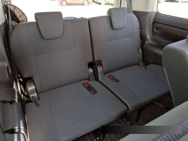 2017 Toyota Voxy thumbnail