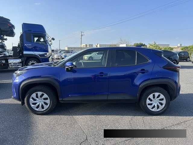 2022 Toyota Yaris thumbnail