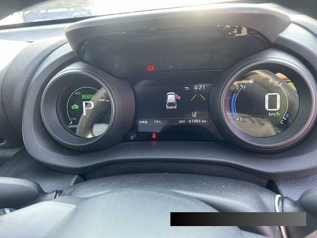 2022 Toyota Yaris thumbnail