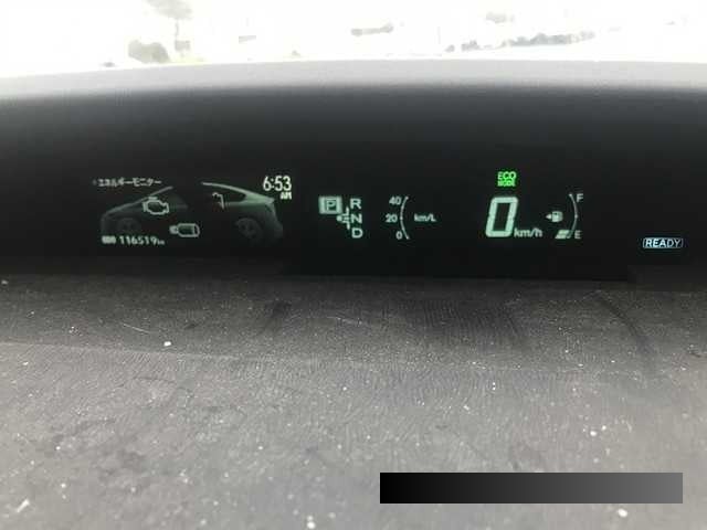 2012 Toyota Prius thumbnail