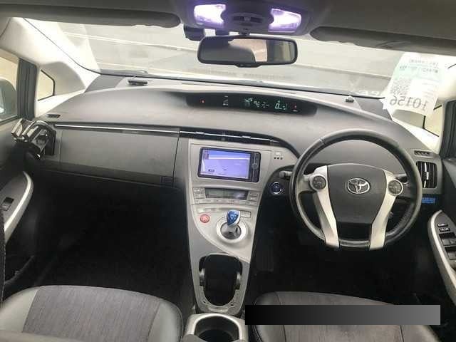 2012 Toyota Prius thumbnail