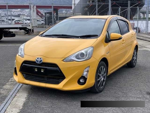 2015 Toyota Aqua thumbnail
