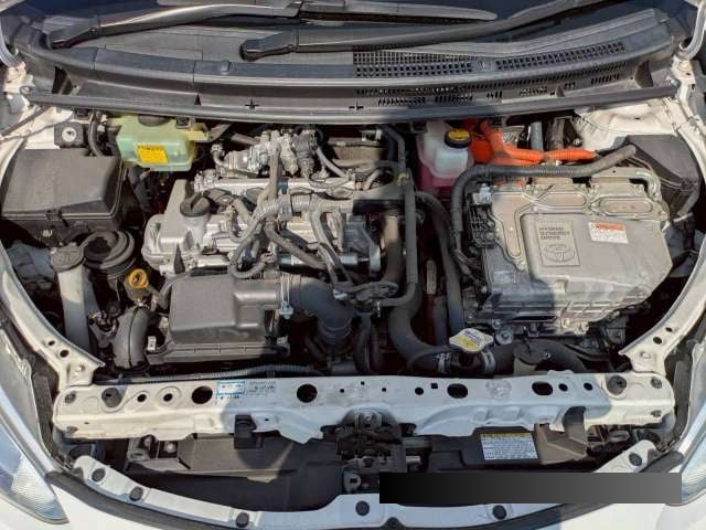 2015 Toyota Aqua thumbnail