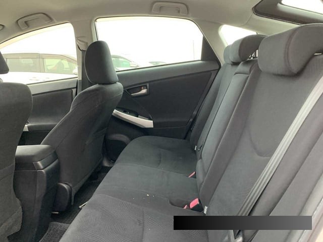 2014 Toyota Prius thumbnail