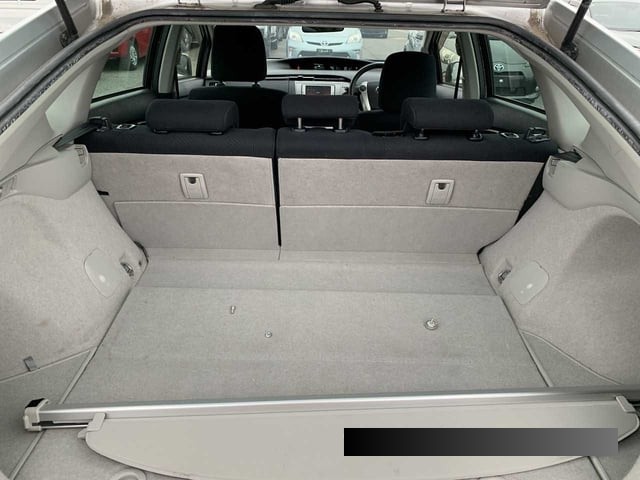 2014 Toyota Prius thumbnail
