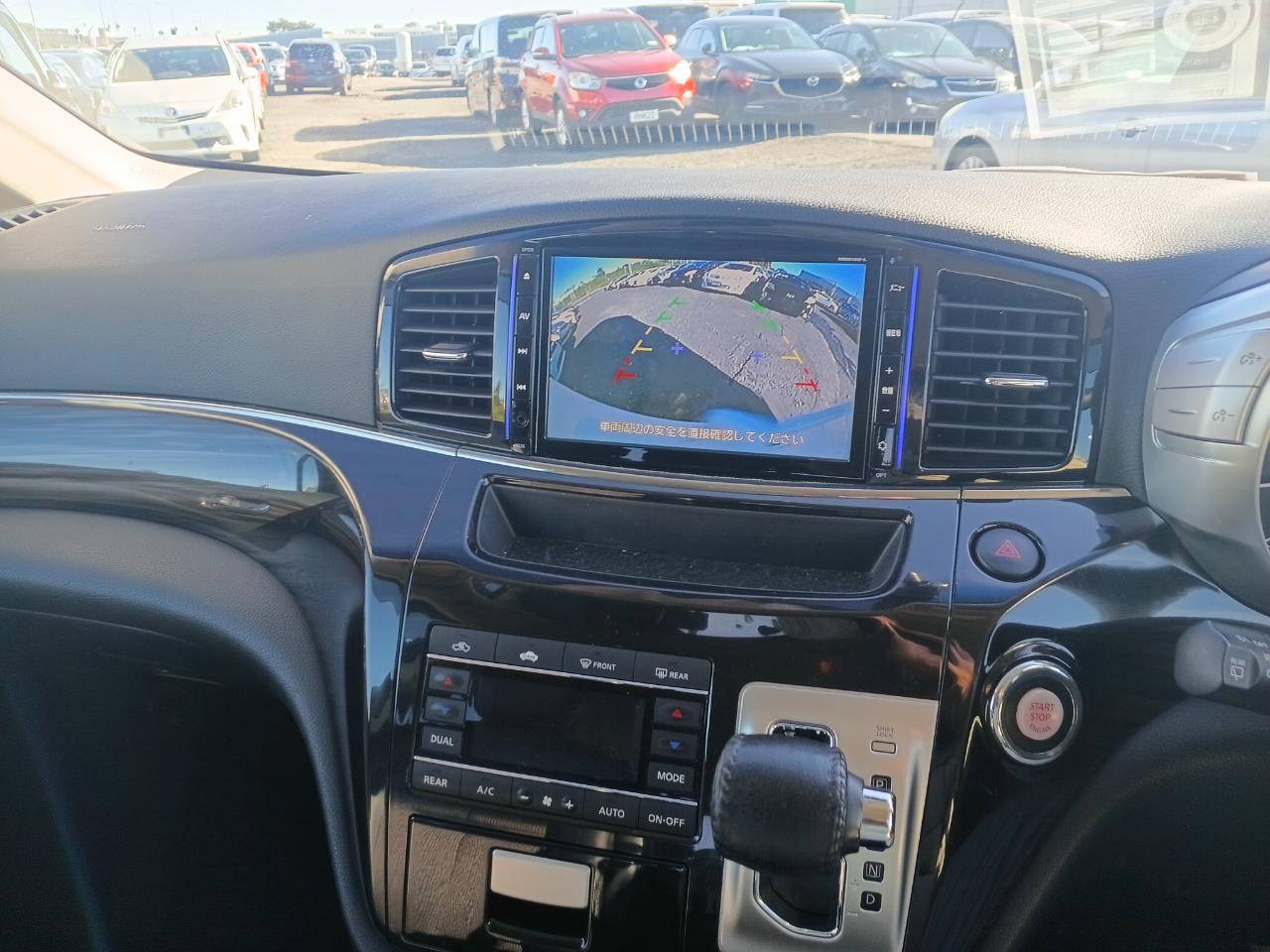2016 Nissan ELGRAND thumbnail
