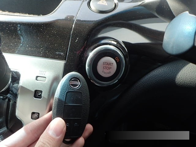 2016 Nissan ELGRAND thumbnail