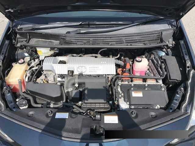 2017 Toyota PRIUS thumbnail