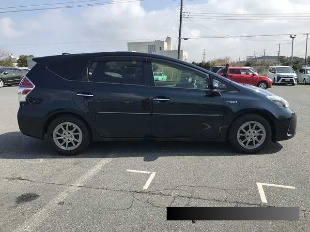 2017 Toyota PRIUS thumbnail