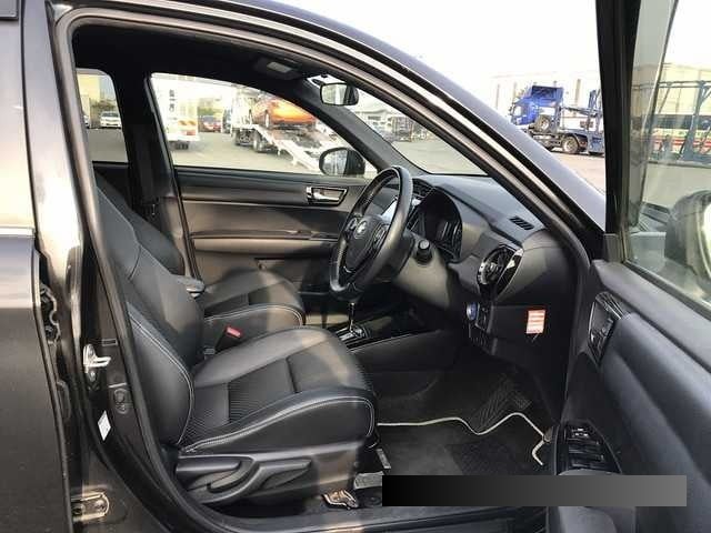2016 Toyota Corolla thumbnail