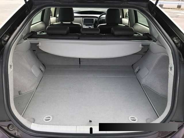 2013 Toyota Prius thumbnail