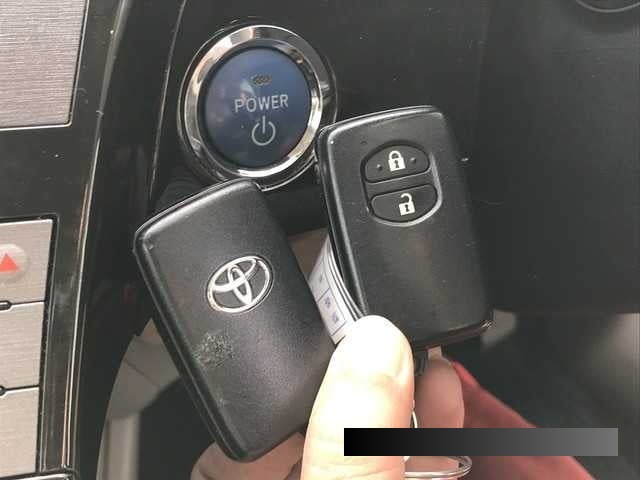 2013 Toyota Prius thumbnail