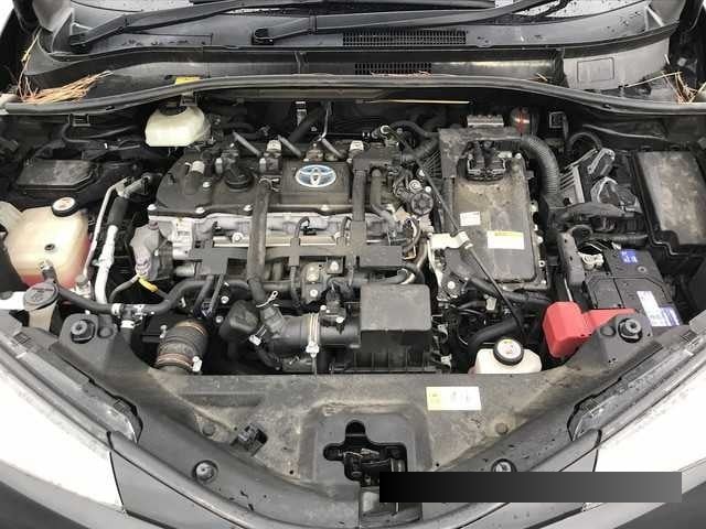 2018 Toyota C-HR thumbnail