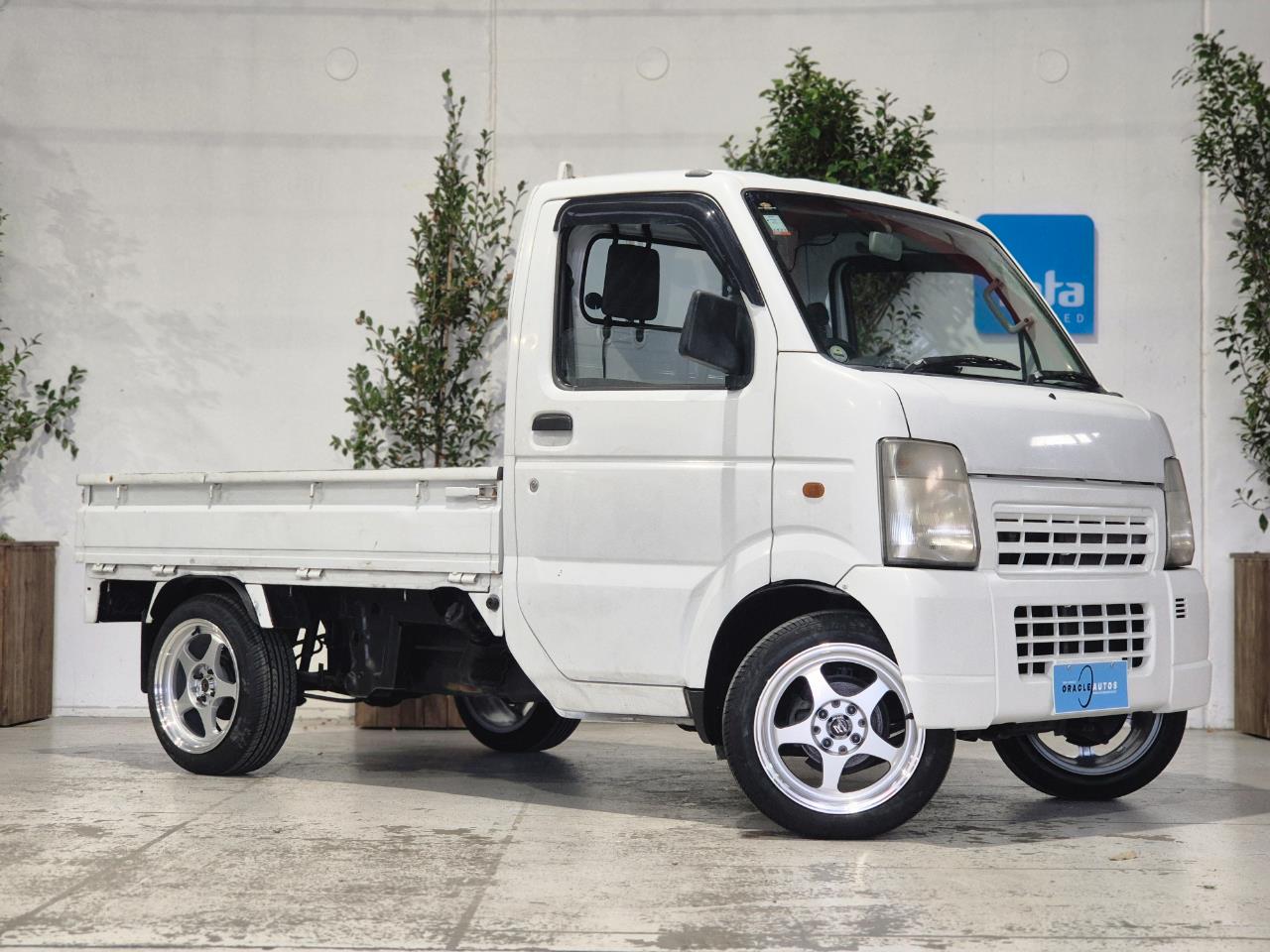 2004 Suzuki CARRY thumbnail
