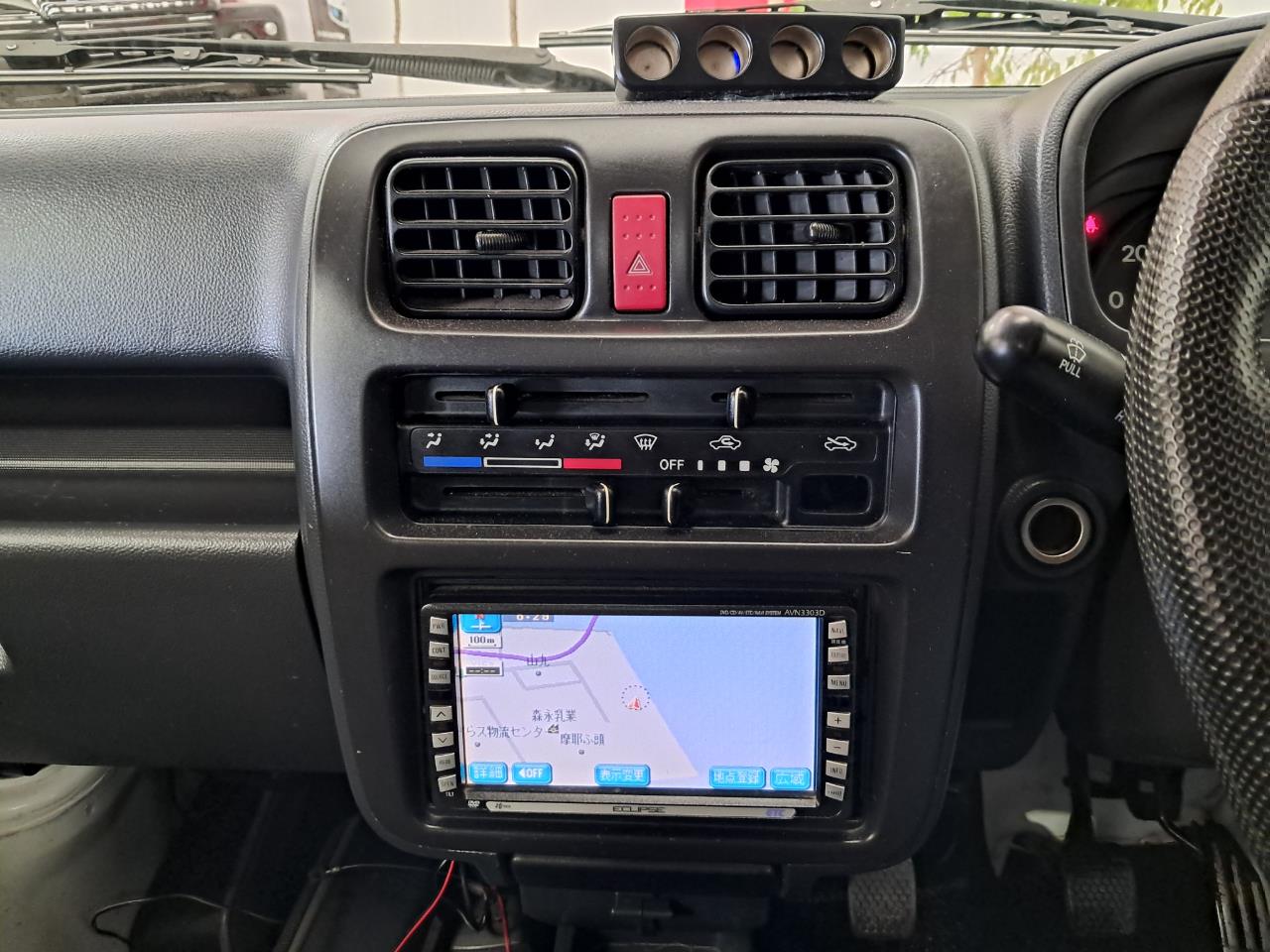 2004 Suzuki CARRY thumbnail