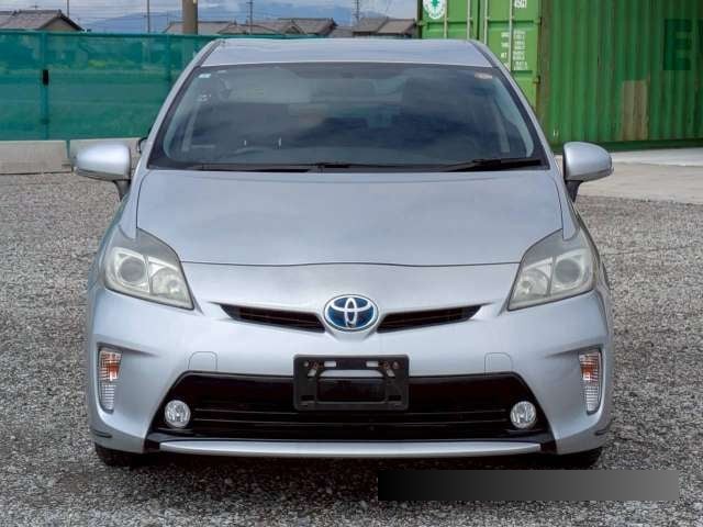 2013 Toyota Prius thumbnail