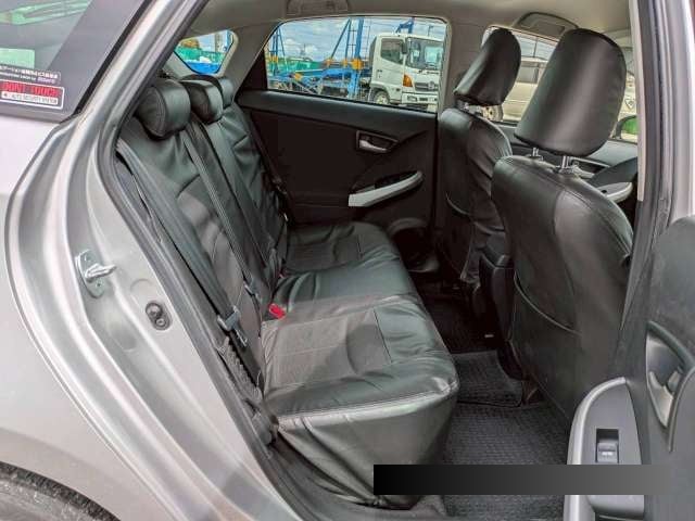 2013 Toyota Prius thumbnail