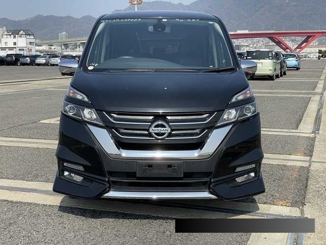 2017 Nissan Serena thumbnail